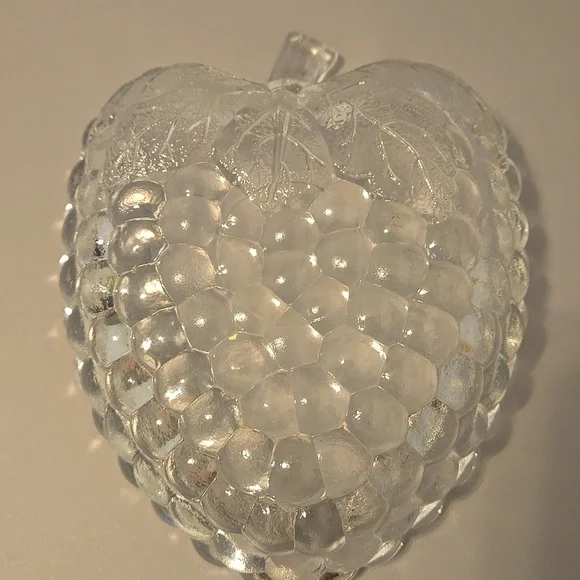 Clear Glass Grape-Shaped Dish - Picture 2 of 3